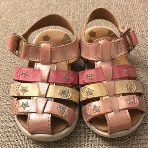 Delvine Step & Stride sandals